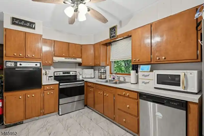 Photo 2 of Single family home for sale at 235 Parkside Ave, Phillipsburg, NJ 08865 | MLS# 4057476 | Listing updated on 2026-10-07